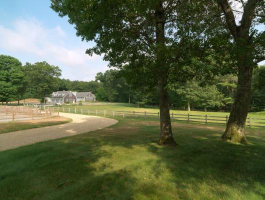 High-end Equestrian Estates and Stables